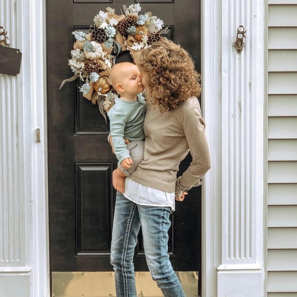 Meet your Posher, Cindy - Picture 3 of 4